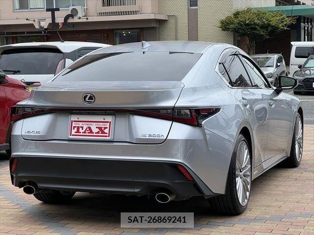 Lexus IS 2021-09 275763-3