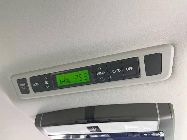Toyota VELLFIRE 2013-03 27992-8