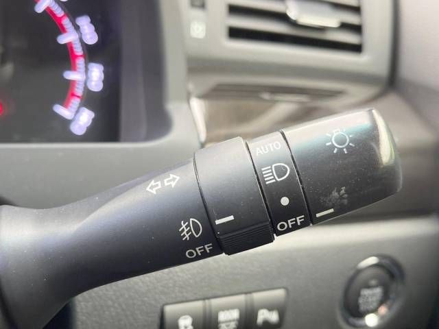 Toyota VELLFIRE 2013-03 27992-10