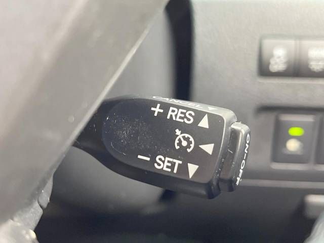 Toyota VELLFIRE 2013-03 27992-6