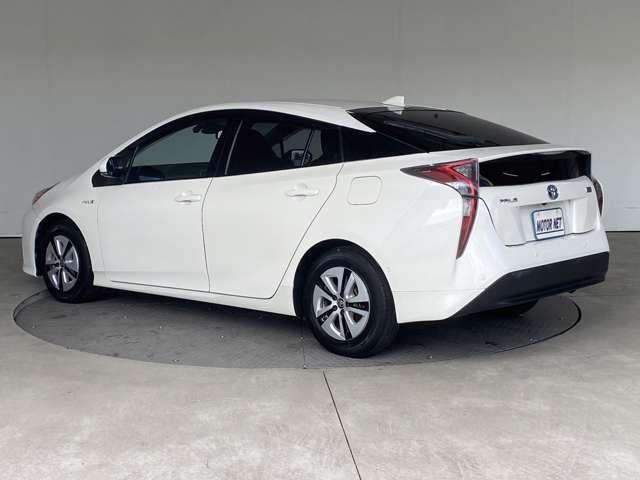 Toyota PRIUS 2018-09 28828-12
