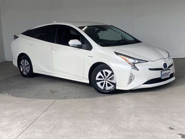 Toyota PRIUS 2018-09 28828-7