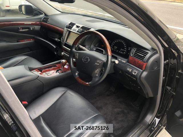 Lexus LS 2011-09 206596-1