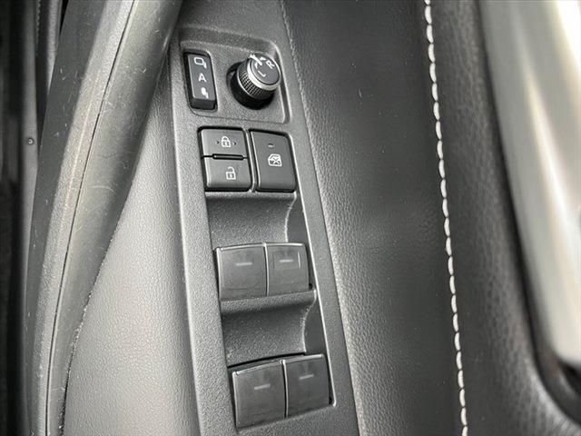 Toyota COROLLA SPORT 2019-04 194387-26