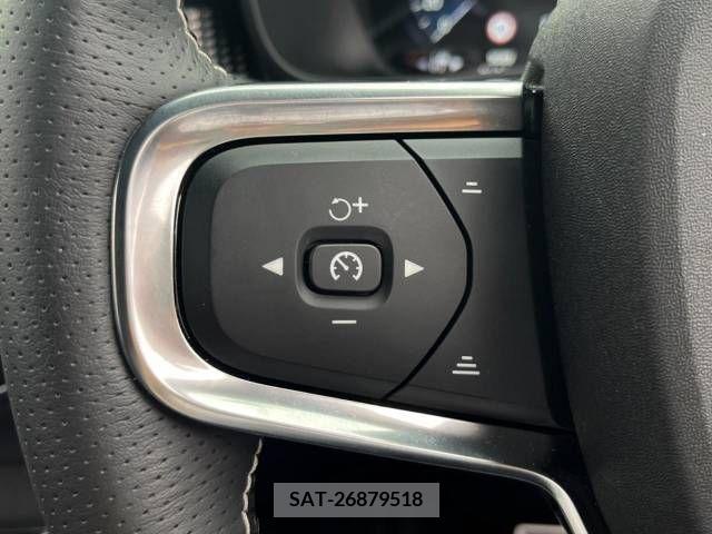 Volvo XC40 2021-03 379781-8