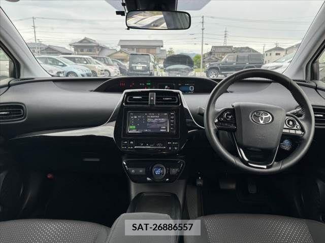 Toyota PRIUS 2021-03 298212-1