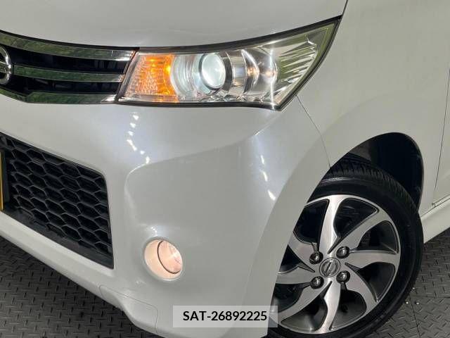 Nissan ROOX 2013-03 388491-12
