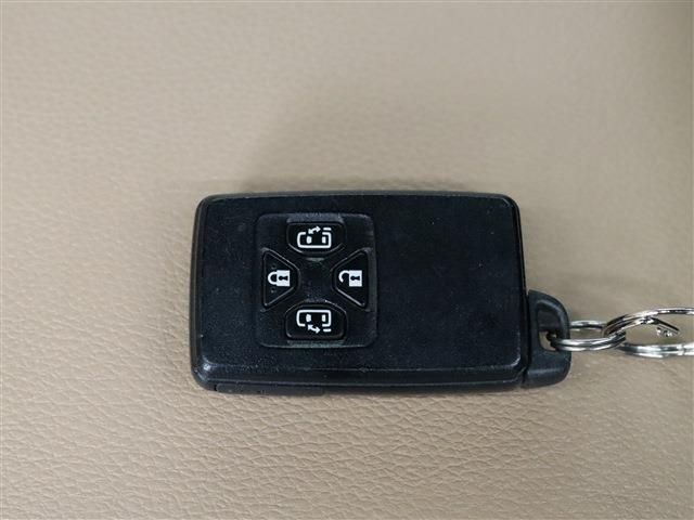 Toyota ESTIMA 2015-08 181062-17