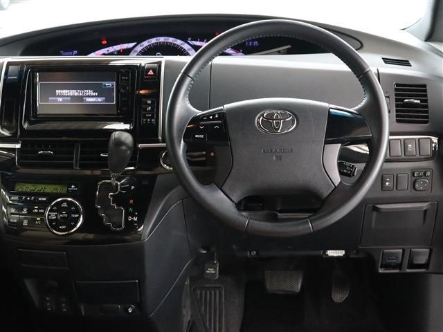 Toyota ESTIMA 2015-08 181062-1