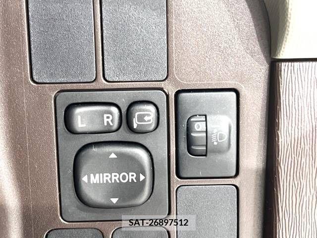Toyota PASSO 2011-06 378843-5