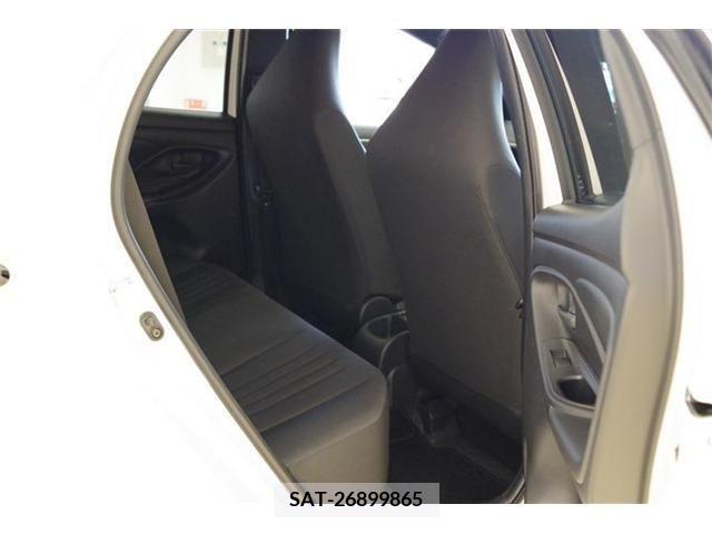 Toyota YARIS 2022-06 381290-15