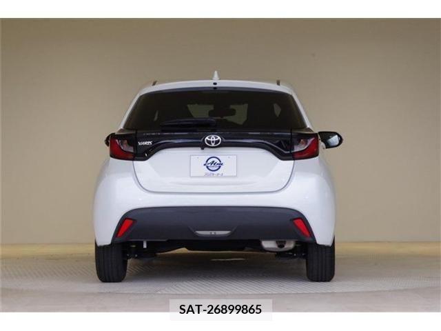 Toyota YARIS 2022-06 381290-21