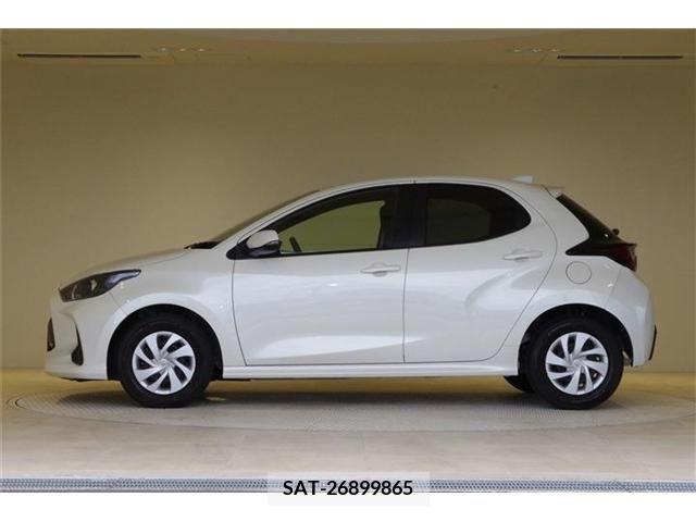 Toyota YARIS 2022-06 381290-19