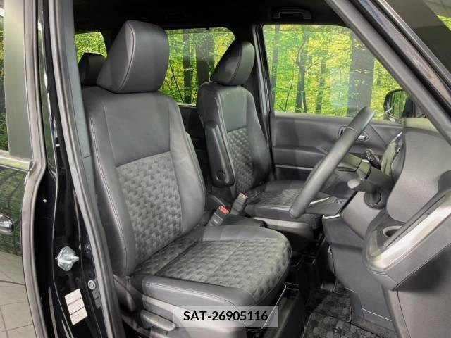 Toyota VOXY 2022-12 313578-7