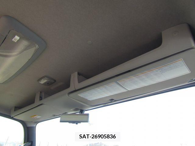 Mazda TITAN 2024-05 376007-28