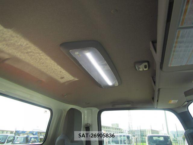 Mazda TITAN 2024-05 376007-27