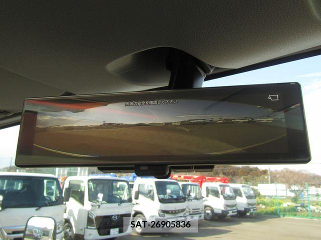 Mazda TITAN 2024-05 376007-24