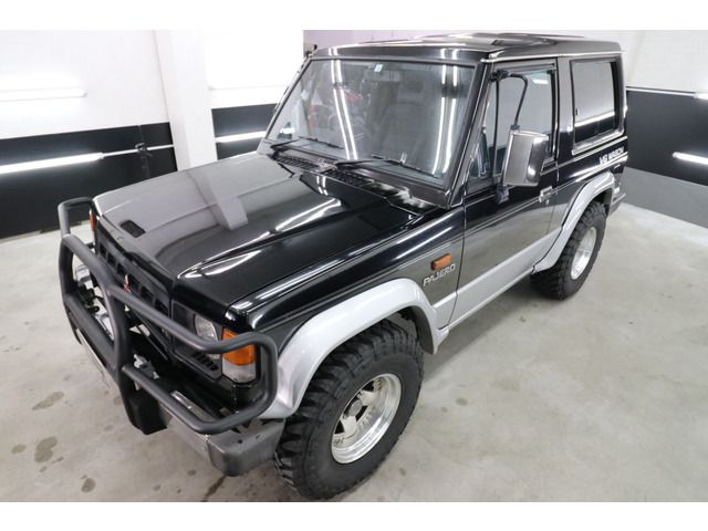 Mitsubishi PAJERO 1989-11 1447-14