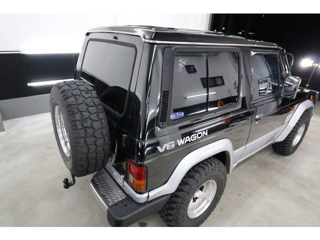 Mitsubishi PAJERO 1989-11 1447-12