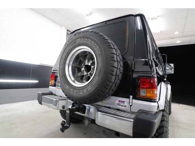Mitsubishi PAJERO 1989-11 1447-10