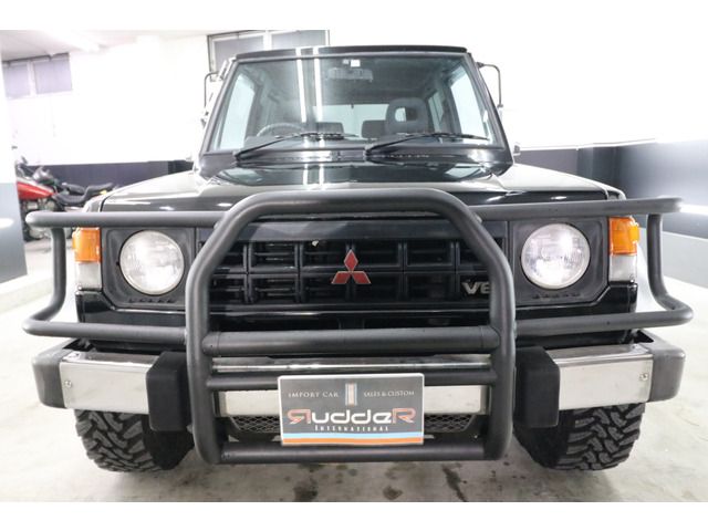 Mitsubishi PAJERO 1989-11 1447-8