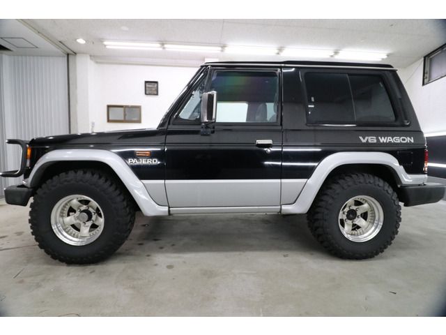 Mitsubishi PAJERO 1989-11 1447-3