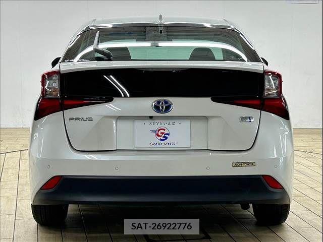 Toyota PRIUS 2019-10 377719-18