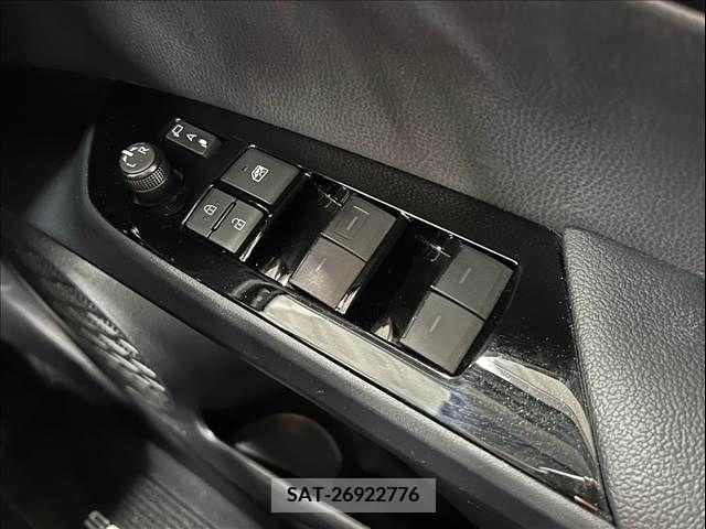 Toyota PRIUS 2019-10 377719-15