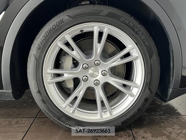 Tesla MODEL Y 2023-06 384678-15