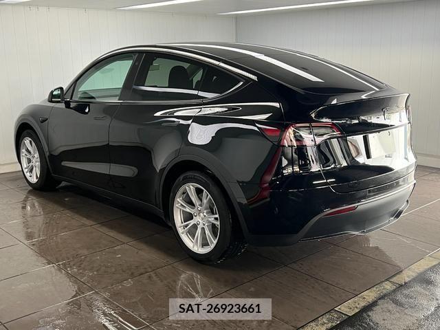 Tesla MODEL Y 2023-06 384678-14