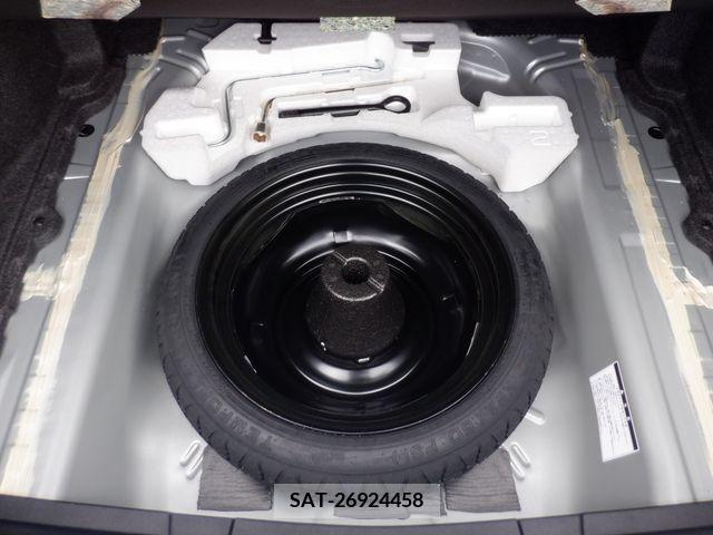 Toyota COROLLA AXIO 2017-08 325950-9