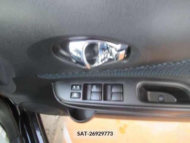 Nissan NOTE 2013-02 302294-4