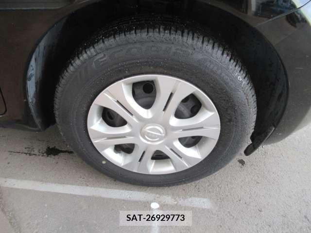 Nissan NOTE 2013-02 302294-3