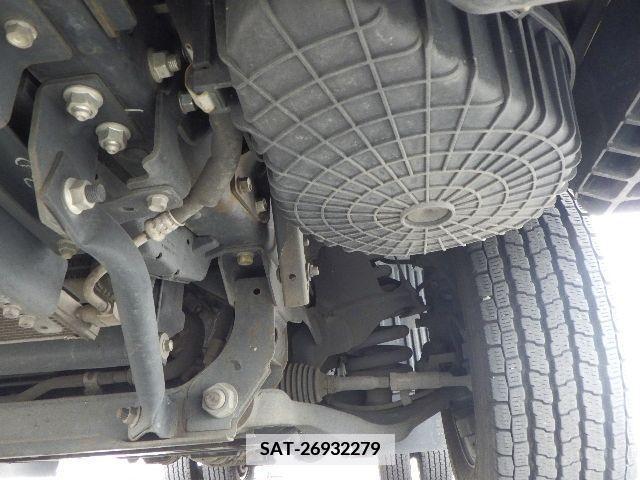 Isuzu ELF TRUCK 2018-04 387638-9