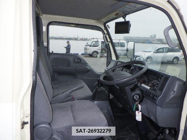 Isuzu ELF TRUCK 2018-04 387638-4