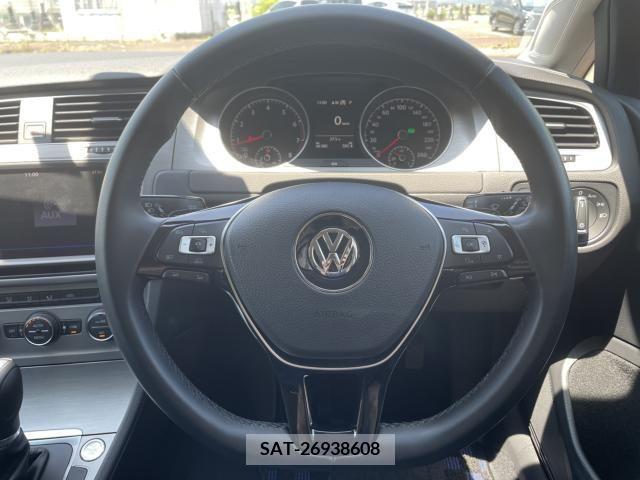 VolksWagen GOLF 2017-03 385832-29