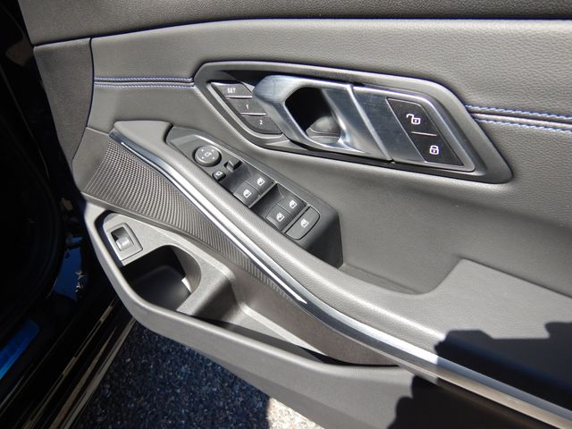 Bmw 3 SERIES 2021-06 11306-18