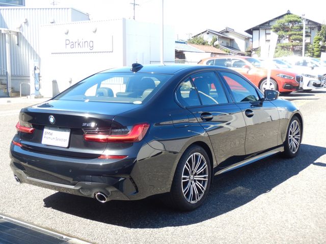 Bmw 3 SERIES 2021-06 11306-2