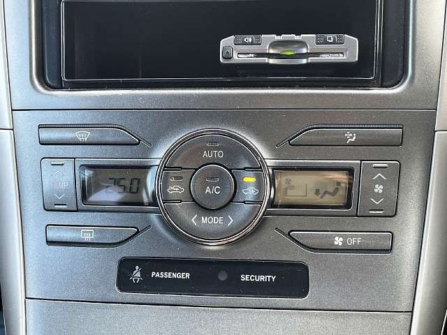 Toyota AURIS 2007-03 186736-4