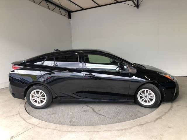 Toyota PRIUS 2016-10 194498-7