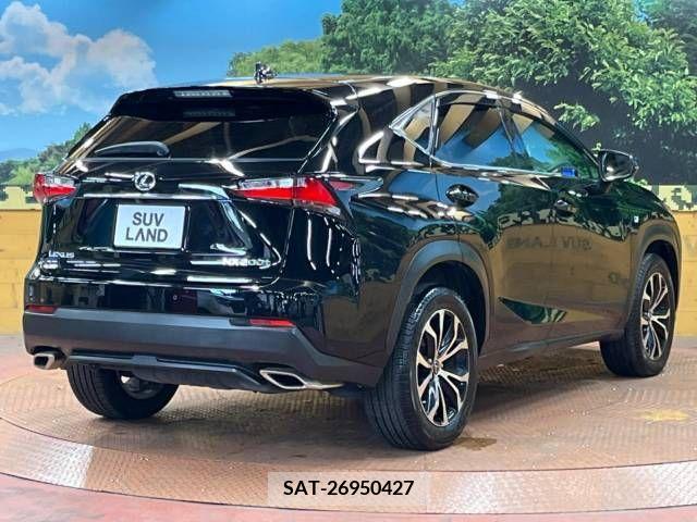 Lexus NX 2015-02 354203-17