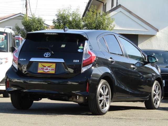 Toyota AQUA 2018-11 182422-6