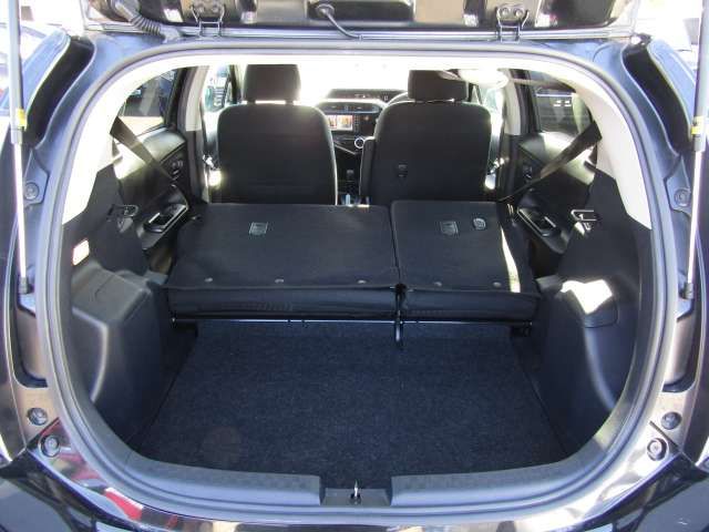Toyota AQUA 2018-11 182422-18