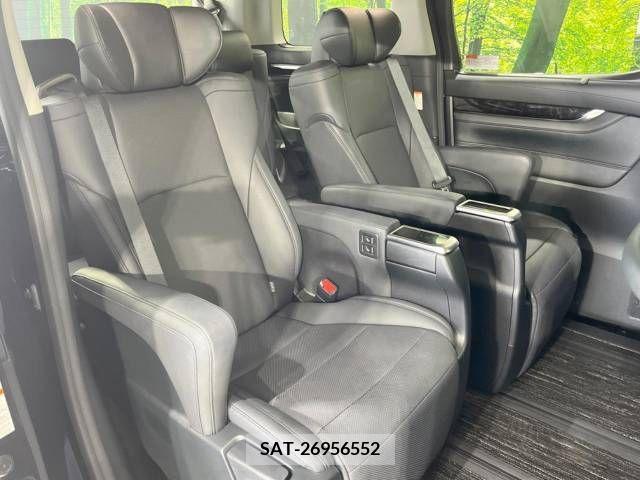 Toyota ALPHARD 2021-11 388972-9