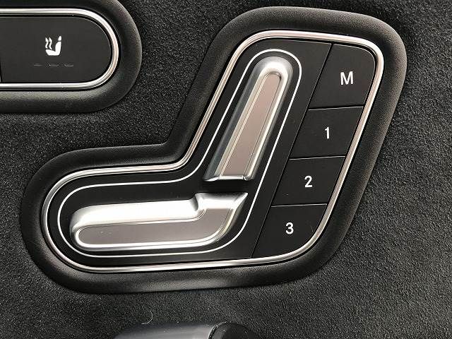 Mercedes Benz A-CLASS 2020-02 193570-6