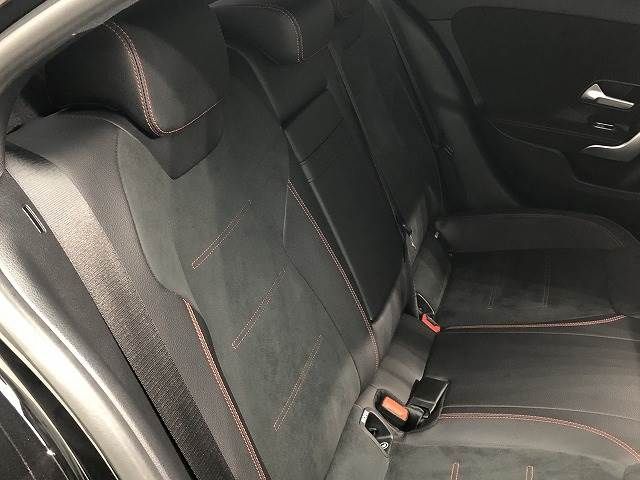 Mercedes Benz A-CLASS 2020-02 193570-10