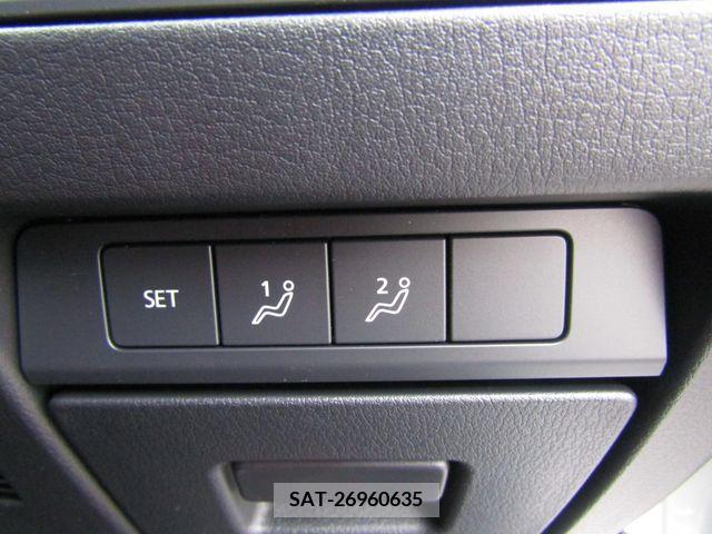 Mazda MAZDA3 2023-08 372094-22