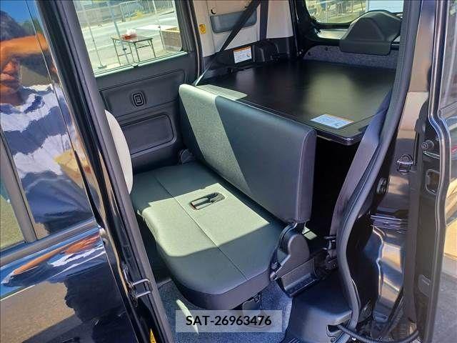 Suzuki SPACIA 2022-09 368574-4