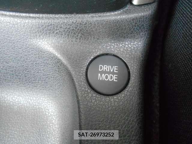 Nissan NOTE 2018-07 201441-11