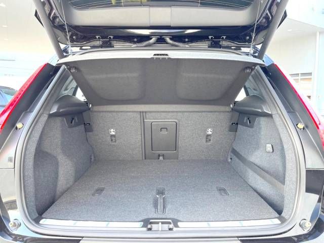 Volvo XC40 2019-01 19108-12